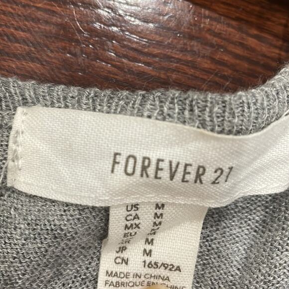 FOREVER 22 Bi-color Gray Hi-Lo Knitwear Sweater Dollman V Neck Blouse - Picture 4 of 9